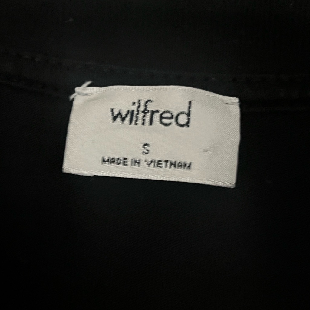 Cute Wilfred Size Small Crop Top With Wide Sleeve